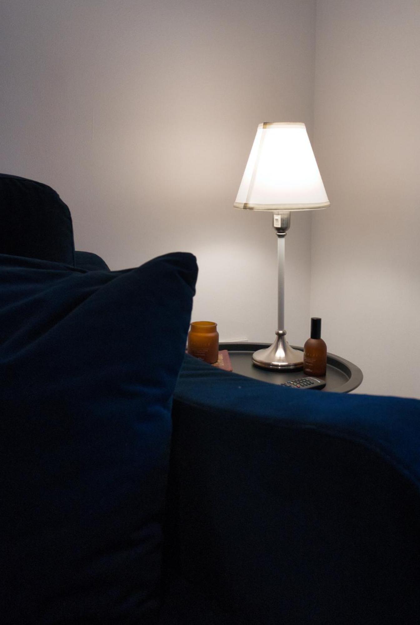Apartment Boutique Stylish 1 Bedroom - Sleeps 4 *