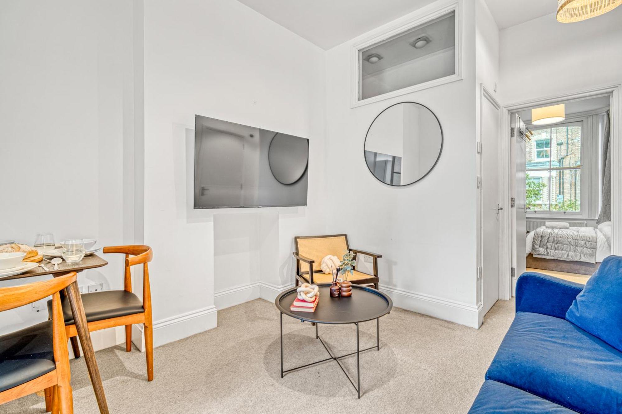 Apartment Boutique Stylish 1 Bedroom - Sleeps 4